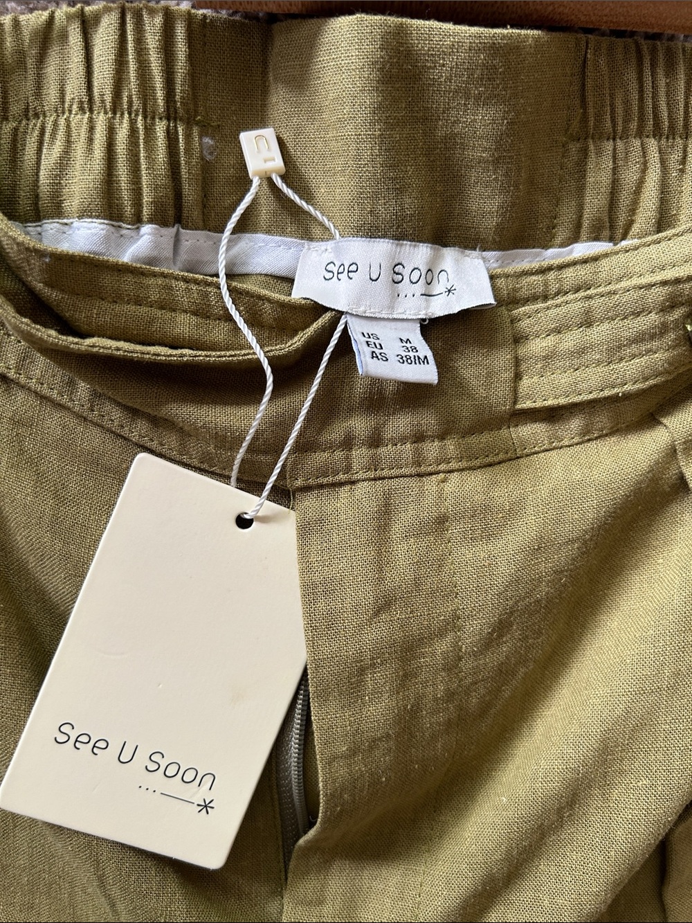 See You Soon | Olive Green Pleated Linen Blend Shorts - Picture 6 of 10
